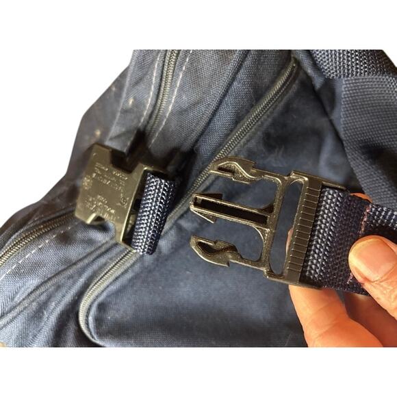 Vintage Ben Hogan Golf Duffle Bag Blue Red White Pockets Shoulder Strap Handles - Picture 4 of 9